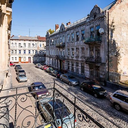 Квартира В Центрі З Дизайнерським Ремонтом Leopoli Esterno foto